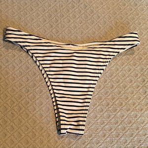 Hollister High Rise Cheeky Bikini Bottoms - Black & White Striped